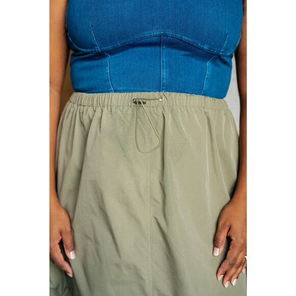 Explain It Away Cargo Skirt - Picture 9 of 11